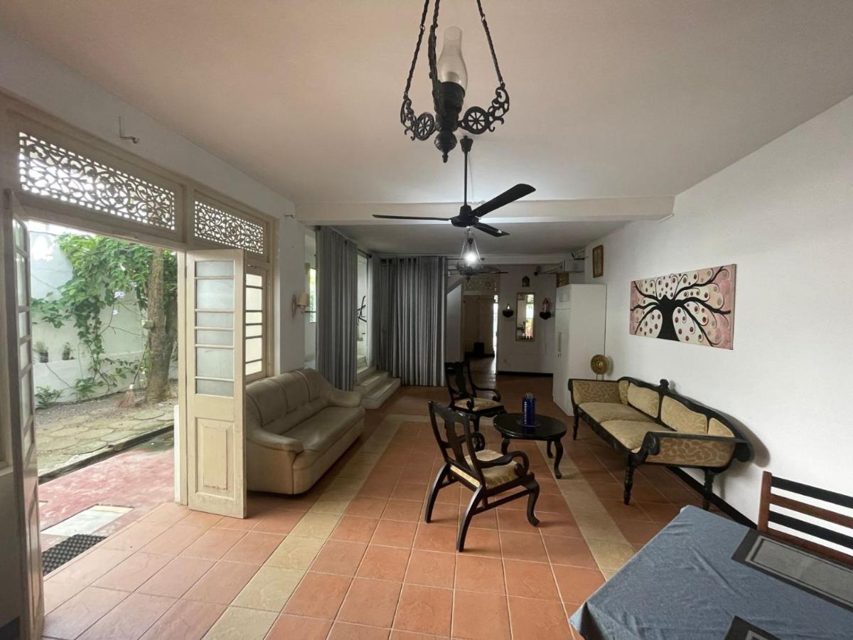 Beverly Villa Dehiwala-Mount Lavinia Eksteriør billede